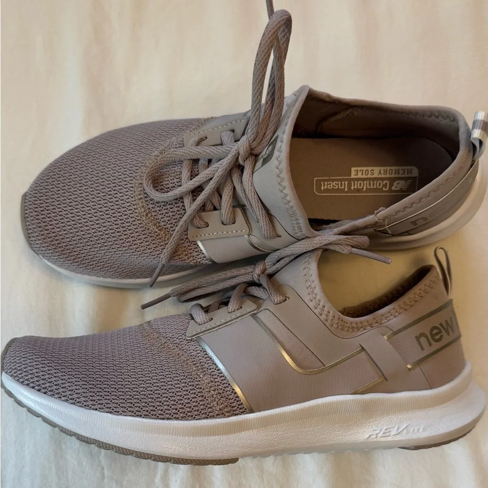 New Balance Women’s NB Nergize Sport Cross Trainer Shoe Logwood Size 8